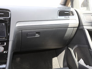 2019280TSI DSG R-Line VI g