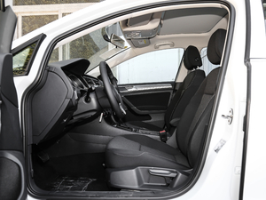 2019200TSI DSGmMȡ VI ǰſg