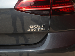 2019280TSI DSG R-Line VI ^