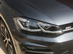 2019280TSI DSG R-Line VI ^