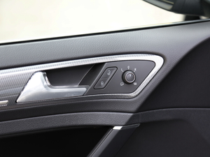 2019280TSI DSG R-Line VI g