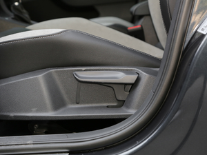 2019280TSI DSG R-Line (gu)VI {{(dio)(ji)