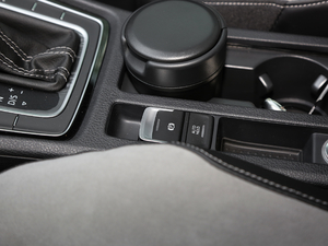 2019280TSI DSG R-Line VI v܇Ƅ