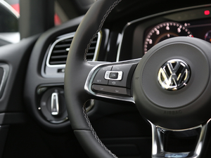 2019280TSI DSG R-Line VI п؅^