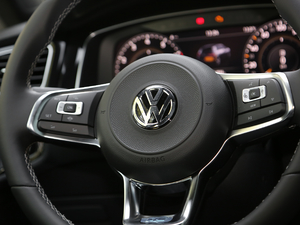 2019280TSI DSG R-Line VI п؅^