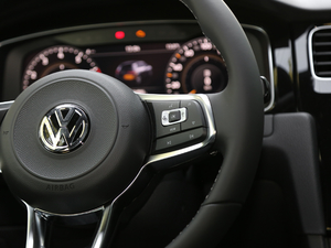 2019280TSI DSG R-Line VI п؅^