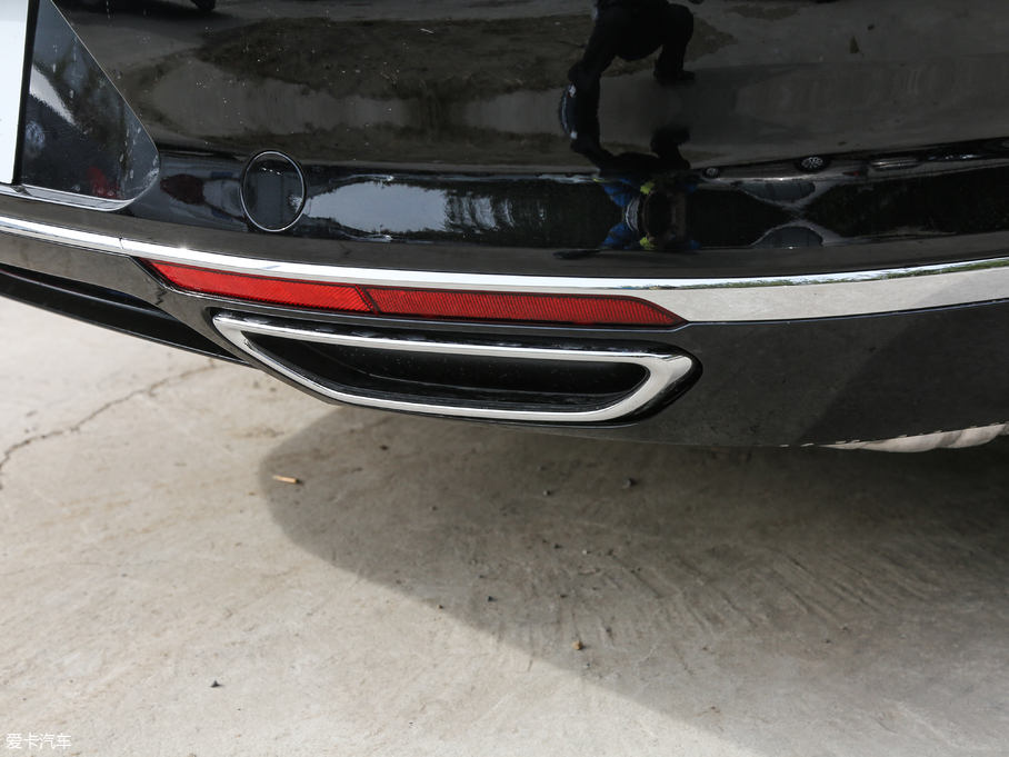 2019~v 330TSI DSG A V