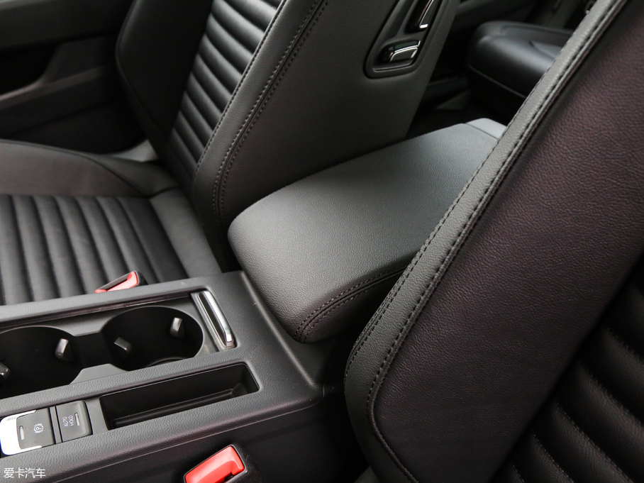 2019~v 330TSI DSG A V