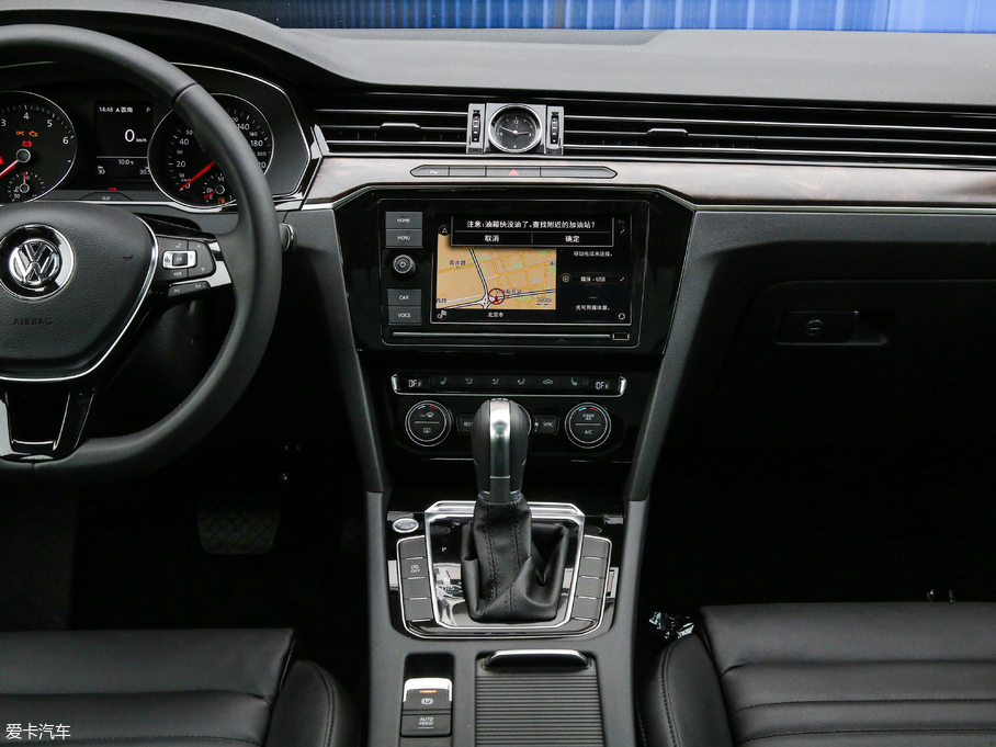 2019~v 330TSI DSG A V