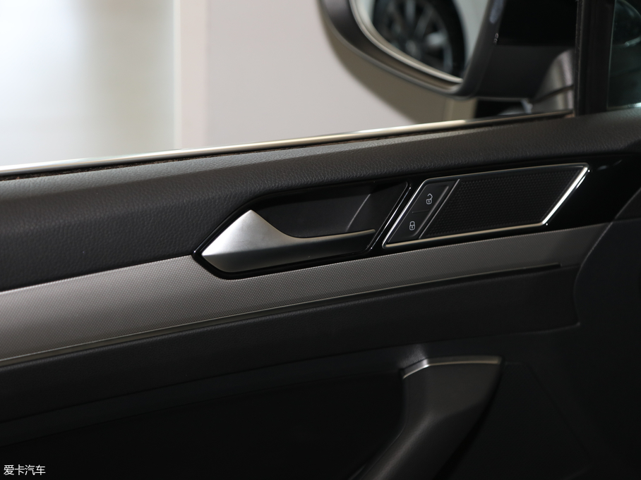 2019~v 280TSI DSG I V