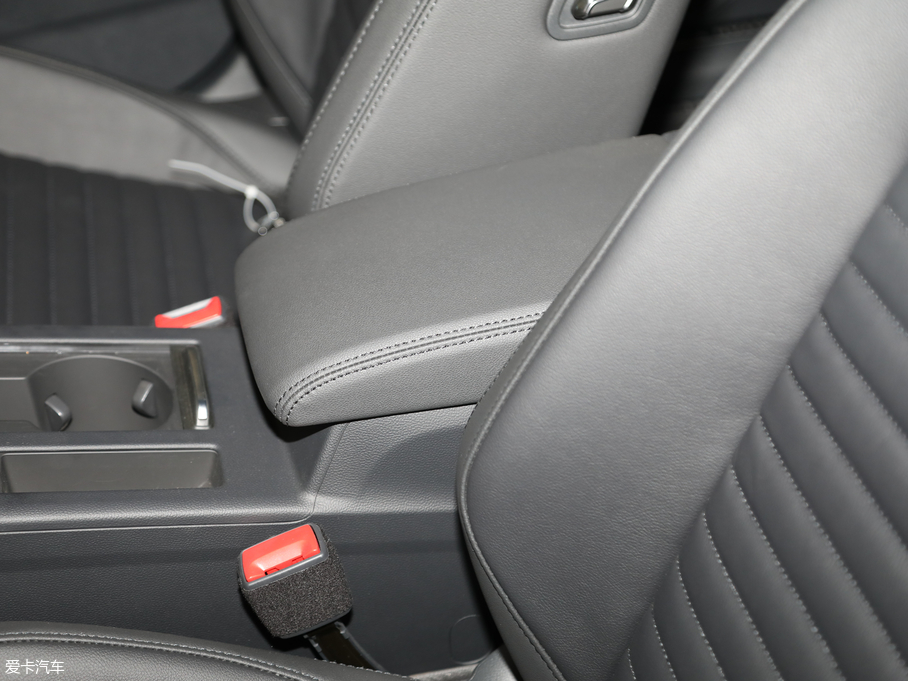 2019~v 280TSI DSG I(lng) (gu)V