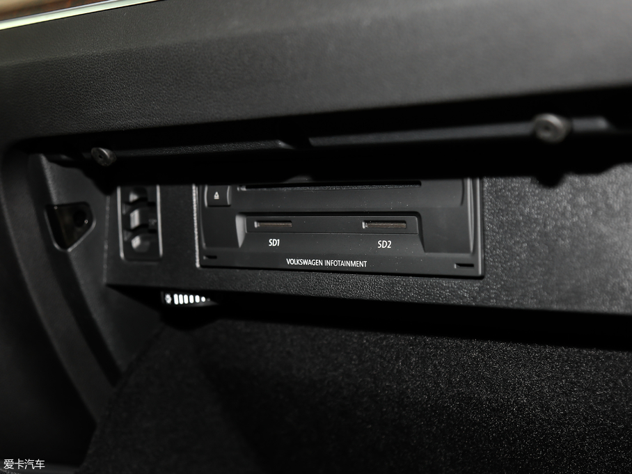 2019~v 330TSI DSG F VI