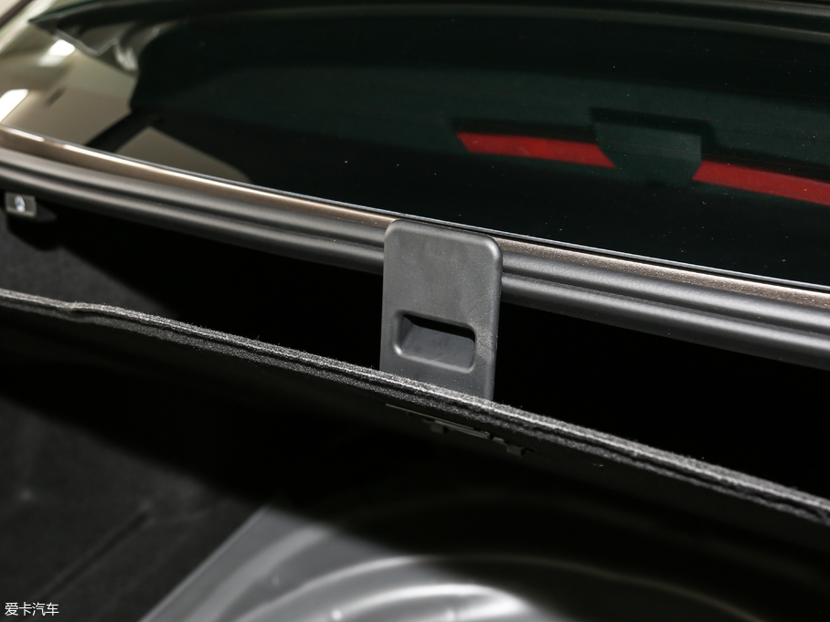 2019~v 330TSI DSG F VI