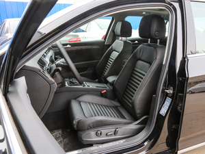 2019330TSI DSG A (gu)V {