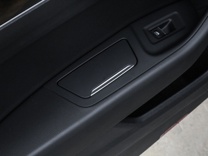 2019330TSI DSG A V g