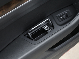 2019330TSI DSG A V g