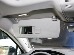 2019款330TSI DSG 豪华型 国V 遮阳板（左）