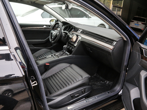 2019330TSI DSG A (gu)V g