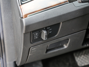 2019330TSI DSG A V п؅^(q)