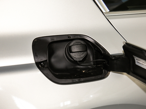 2019330TSI DSG A V ^