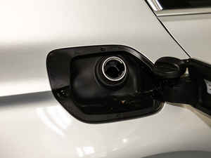 2019330TSI DSG A V ^