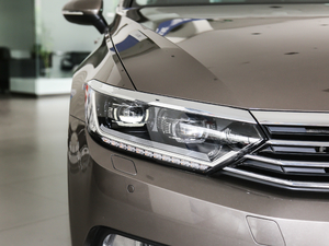 2019330TSI DSG F VI ^