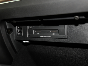 2019330TSI DSG F (gu)VI g