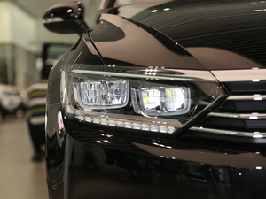 2019330TSI DSG A VI ^