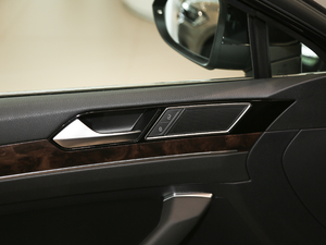 2019330TSI DSG A VI g