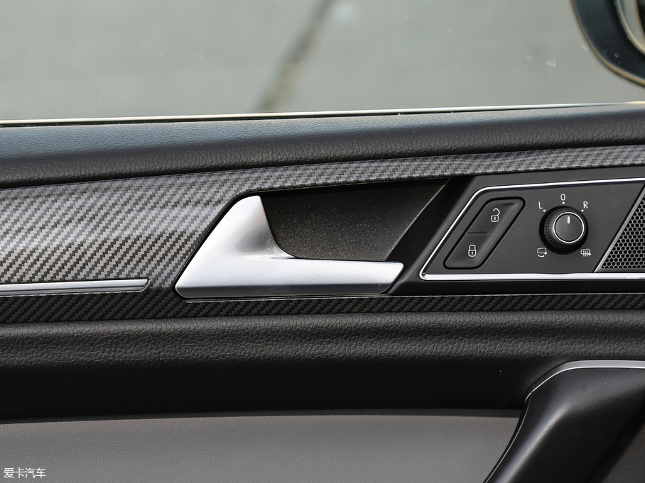 2019��ߠ��򡤼��� 280TSI �Ԅ������� ��V