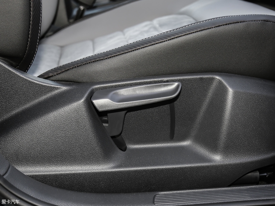 2019ߠ򡤼 280TSI Ԅ V