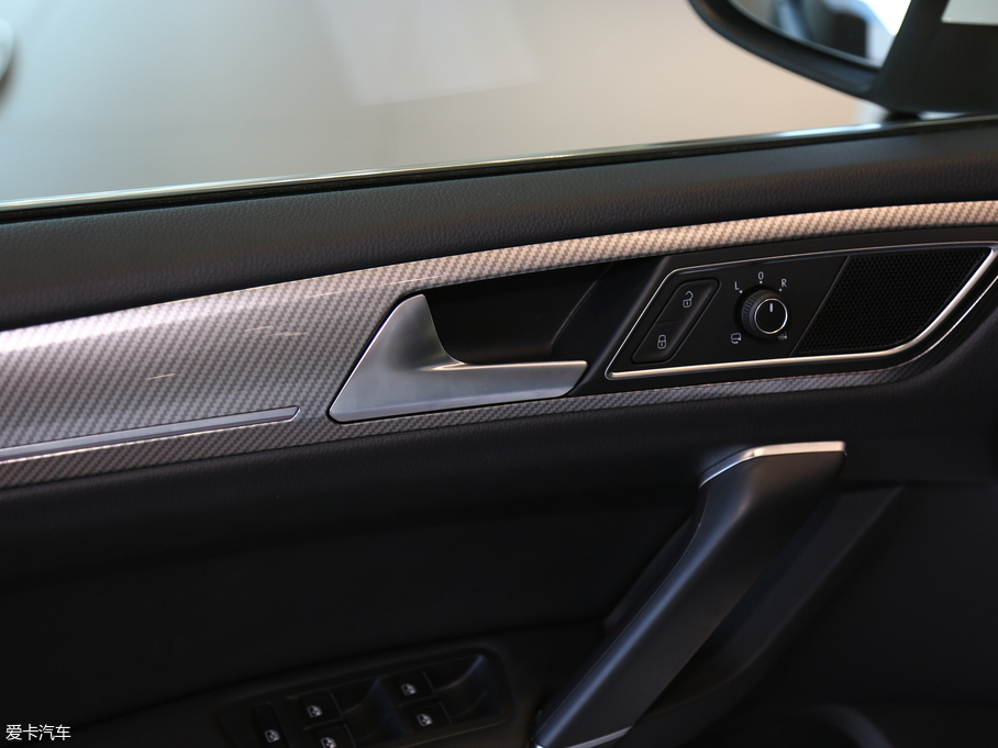 2019ߠ򡤼 280TSI ԄӺ V