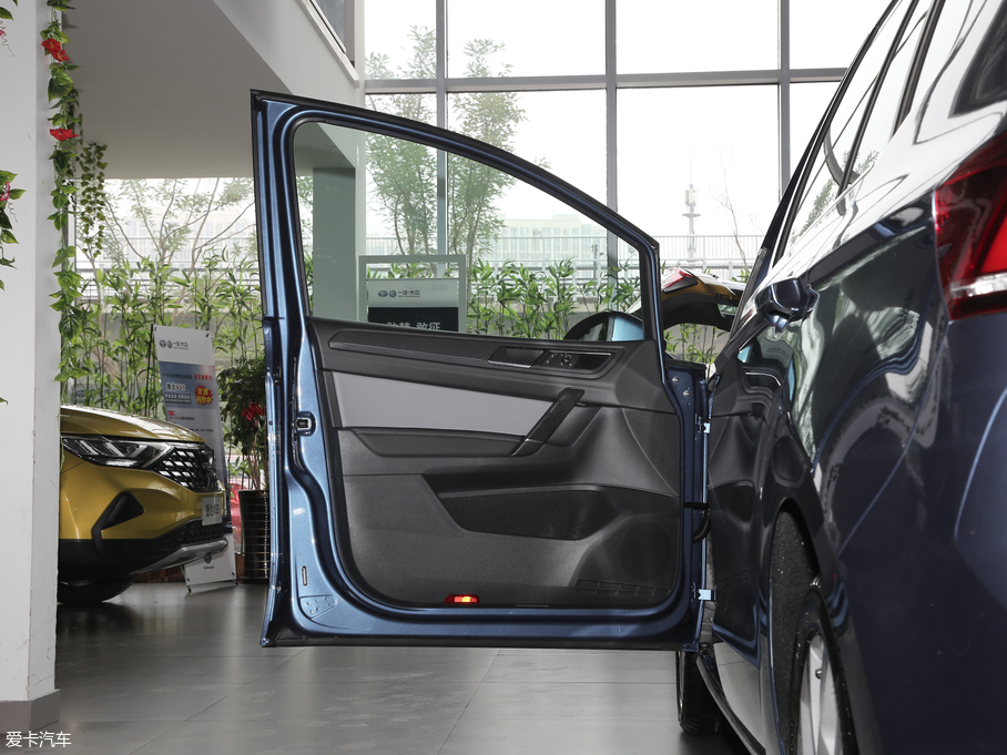 2019ߠ򡤼 280TSI Ԅ VI