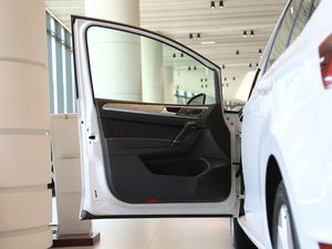 2019280TSI ԄӺ V {λ܇T