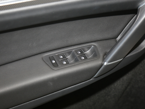 2019280TSI ԄӺ V {܇ƅ^	