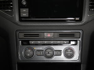 2019280TSI Ԅ VI п؅^