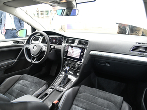 2020������� �п؅^(q��)