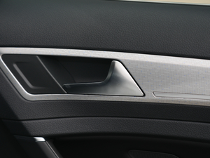 2020���Y Pro ���g����