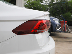 2020���� Pro �������^