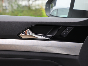 2020���� Pro ���g����