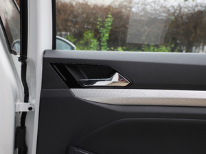 2020���� Pro ���g����