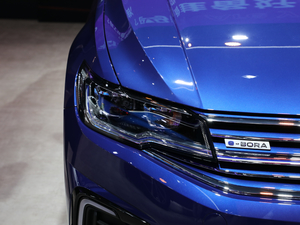 2020���� Pro �������^