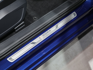 2020���� Pro ���g����