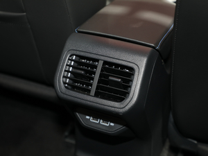 2020���� Pro ���g����