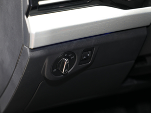 2020���� Pro ���g����