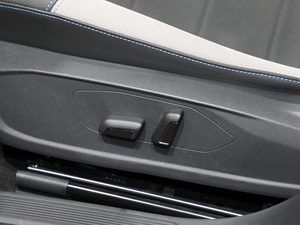 2020���� Pro ���g����