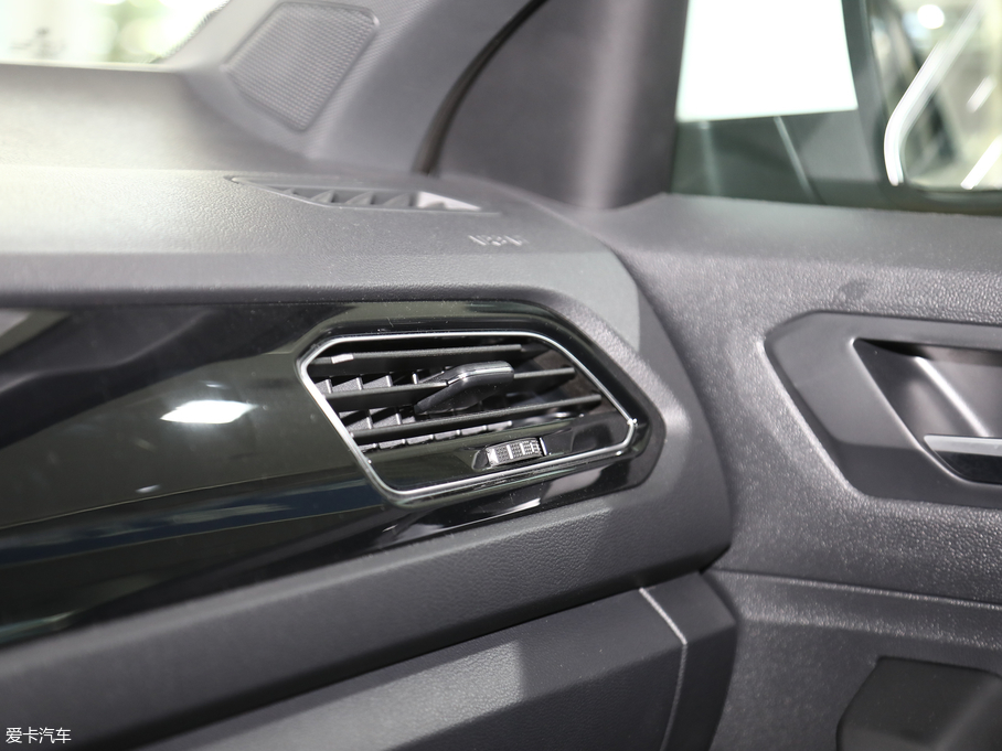 2019T-ROC̽ 280TSI DSG(q)A (gu)V