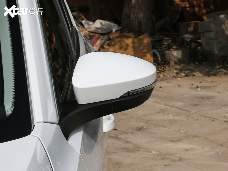 2019T-ROC̽ 230TSI DSGr VI