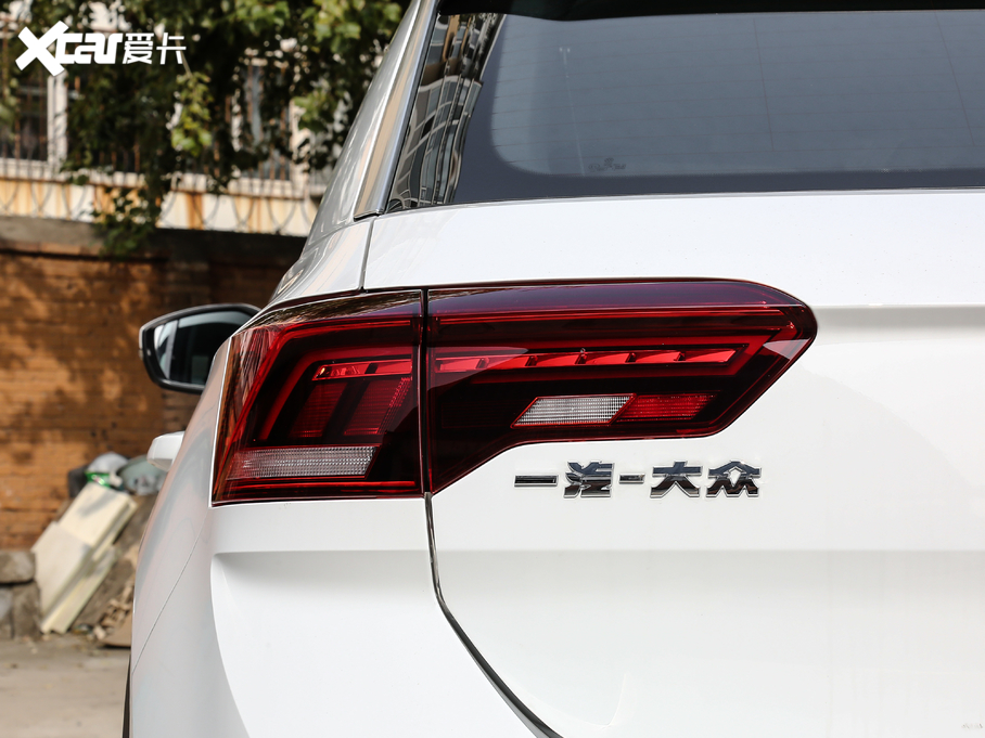 2019T-ROC̽ 230TSI DSGr VI