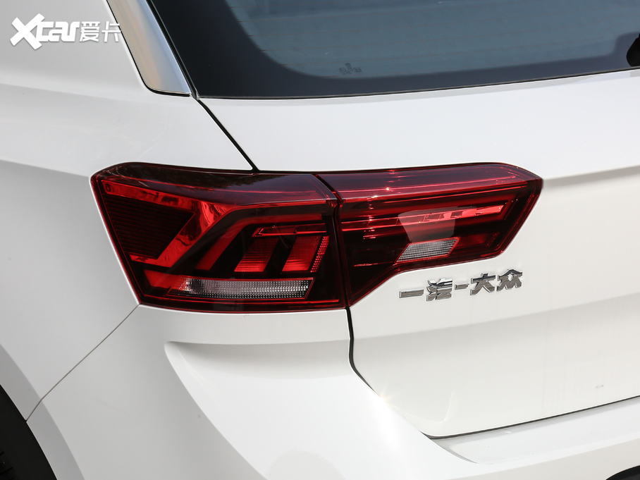 2019T-ROC̽ 230TSI DSGr VI